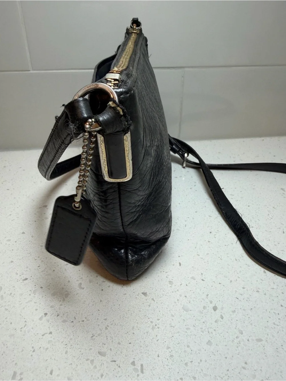 Coach Madison East/West Swingpack crossbody bag purse black pebbled leather